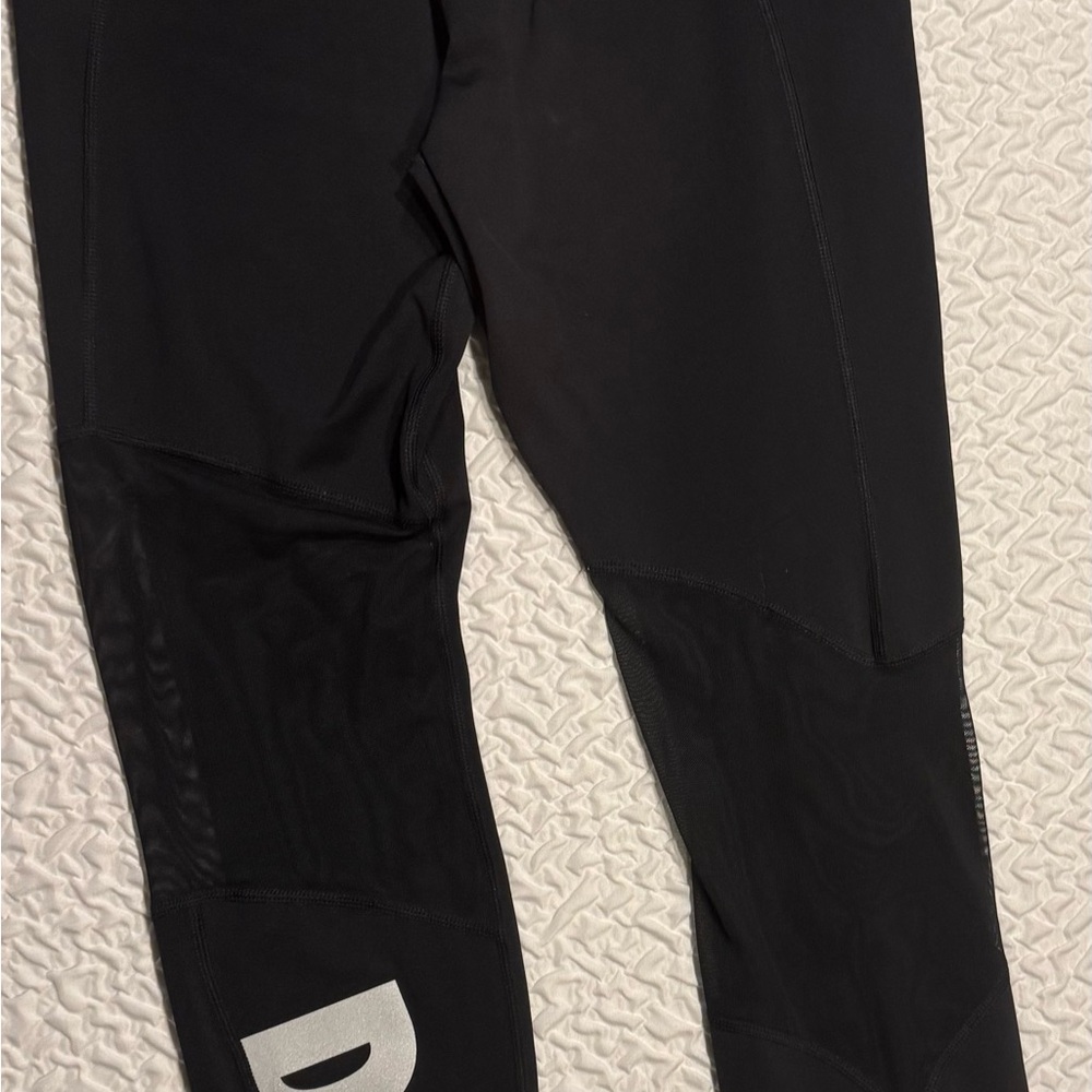 Black leggings. Size M. - Picture 10 of 12